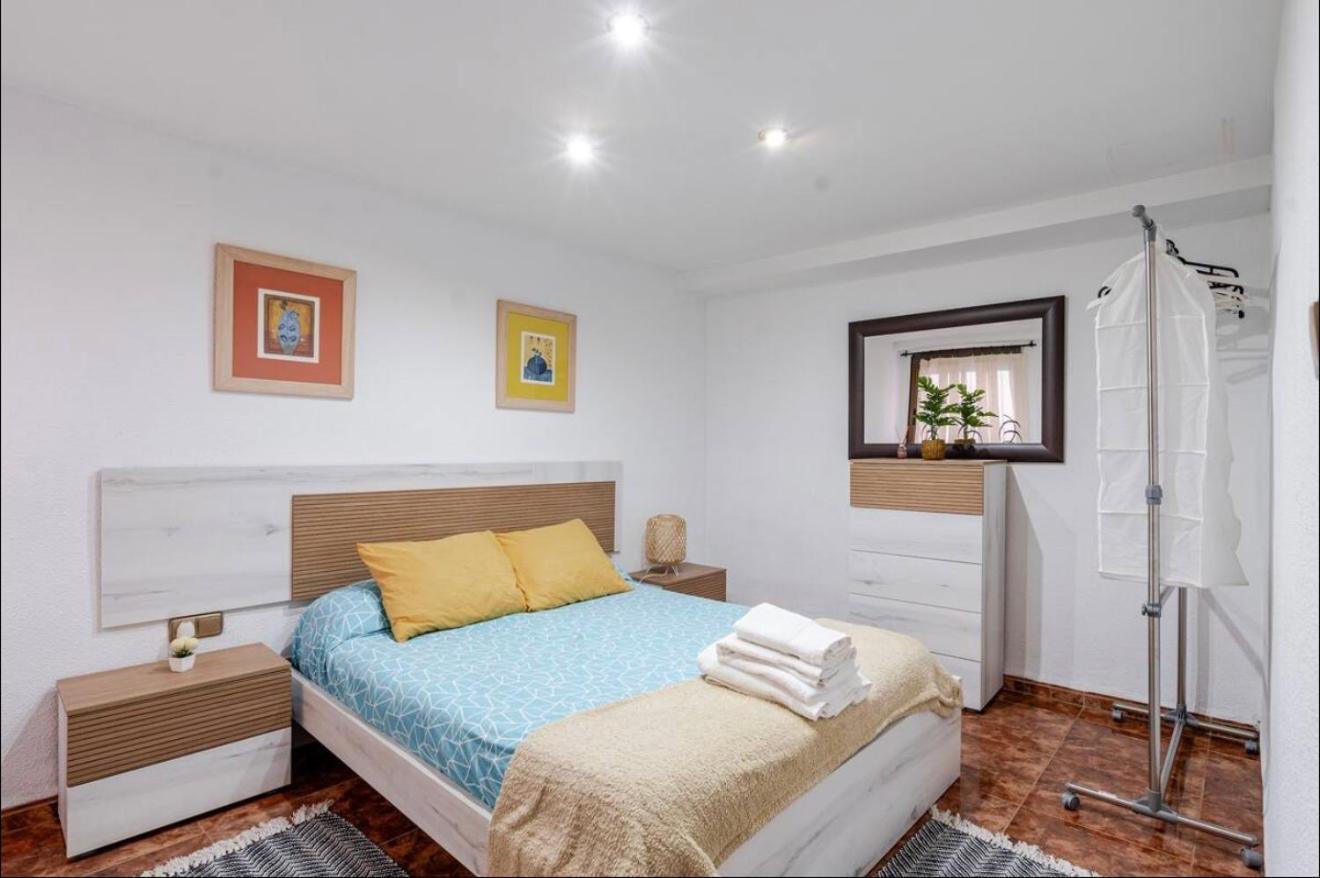 Appartamento My House Valenza Esterno foto